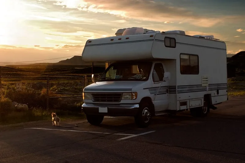 Mississauga RV motorhome ready for transport